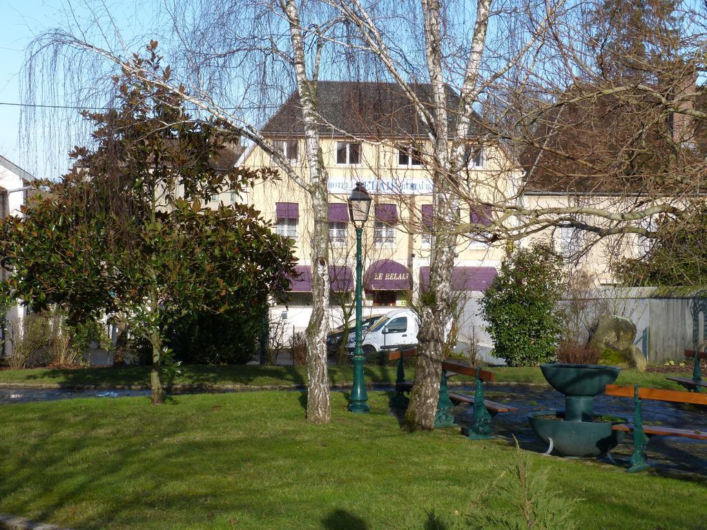 Hotel Restaurant "Le Relais" Courtenay  Bilik gambar